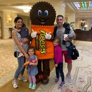 Meet your Posher, Angela